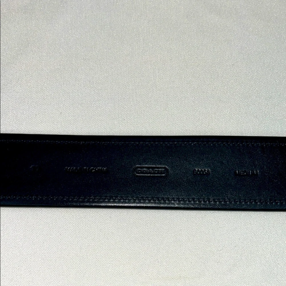 Coach Horse and Carriage Black Leather Belt with Brass Buckle Size Medium 40”L - Picture 3 of 13